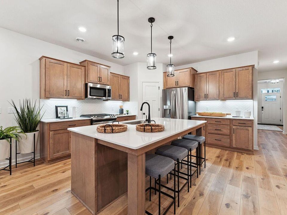 1st image of 6321 158th St N