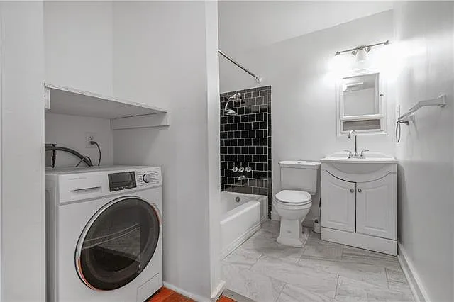 920 Chartres St #2 — Photo 9