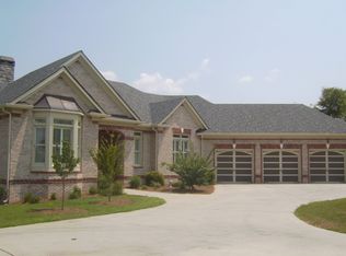 2440 Worth Ave, Loganville, GA 30052