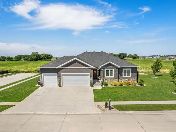 5158 38th Ave, Columbus, NE 68601