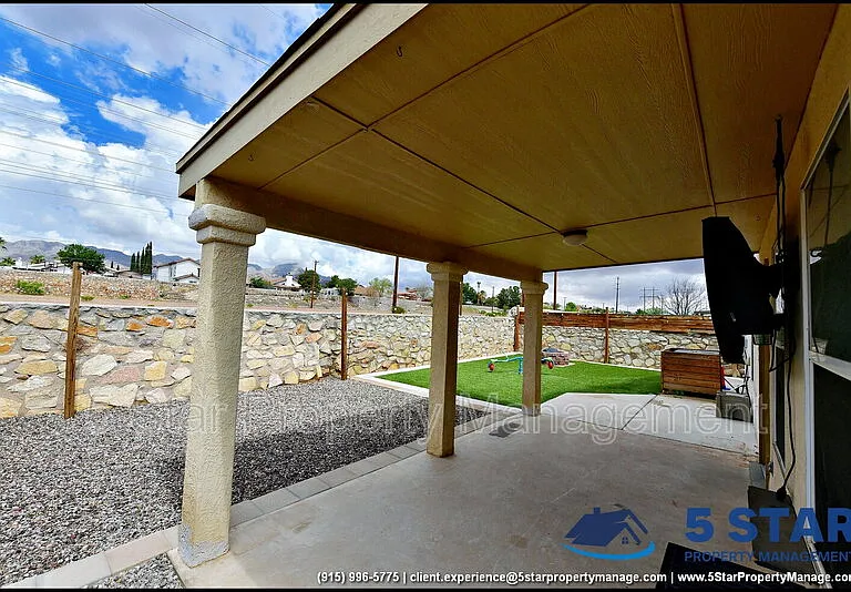 10937 Northview Dr — Photo 42