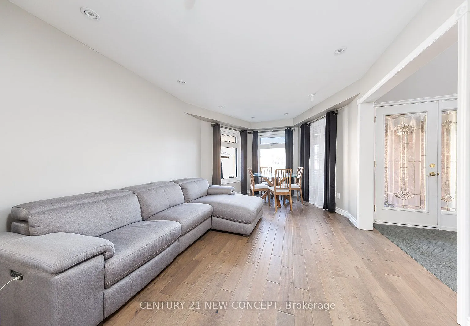 6 bed, $5,000 — Photo 4