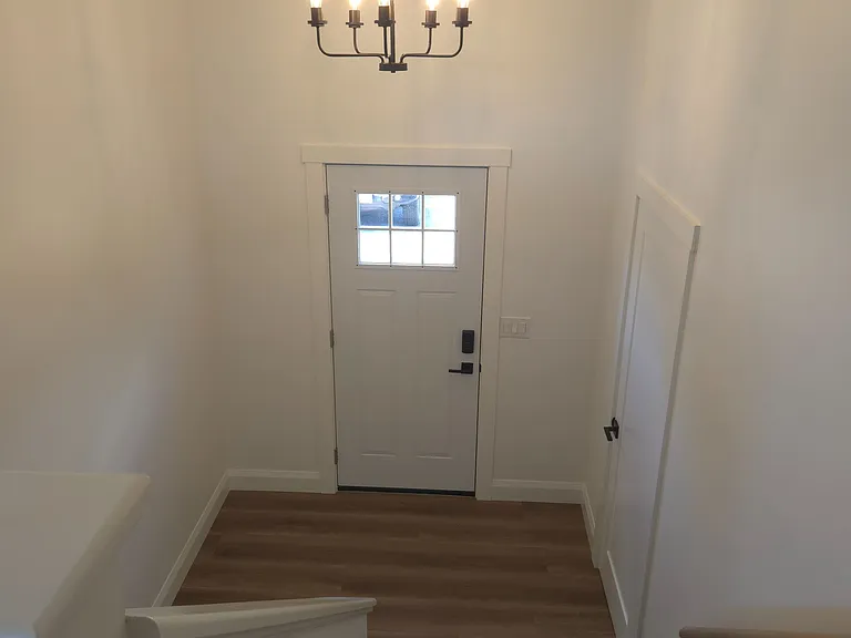 44 Cannifton Rd N — Photo 6