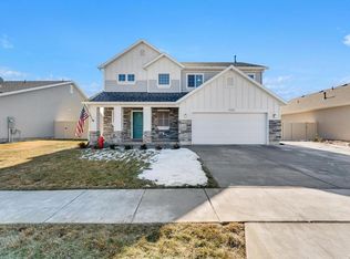 1165 W Silver Hollow Rd, Syracuse, UT 84075