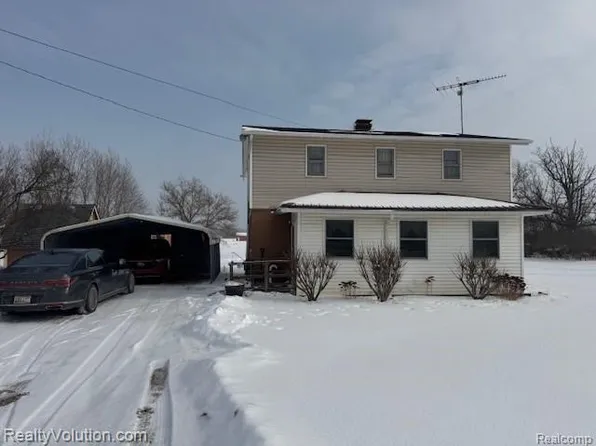 4232 Cade Rd, Mussey, MI 48014