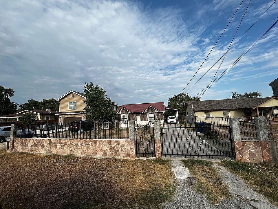 1st image of 442 Stutts Dr