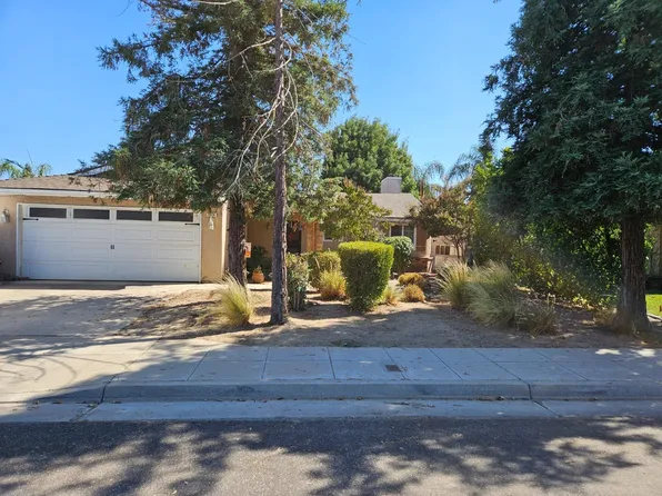 1324 Robinson Ave, Clovis, CA 93612