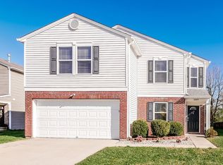 2069 Prairie Sky Ln, Greenwood, IN 46143