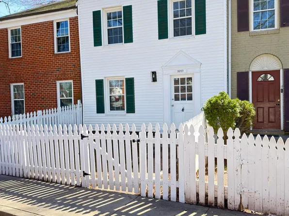 9203 Hood Rd, Manassas, VA 20110