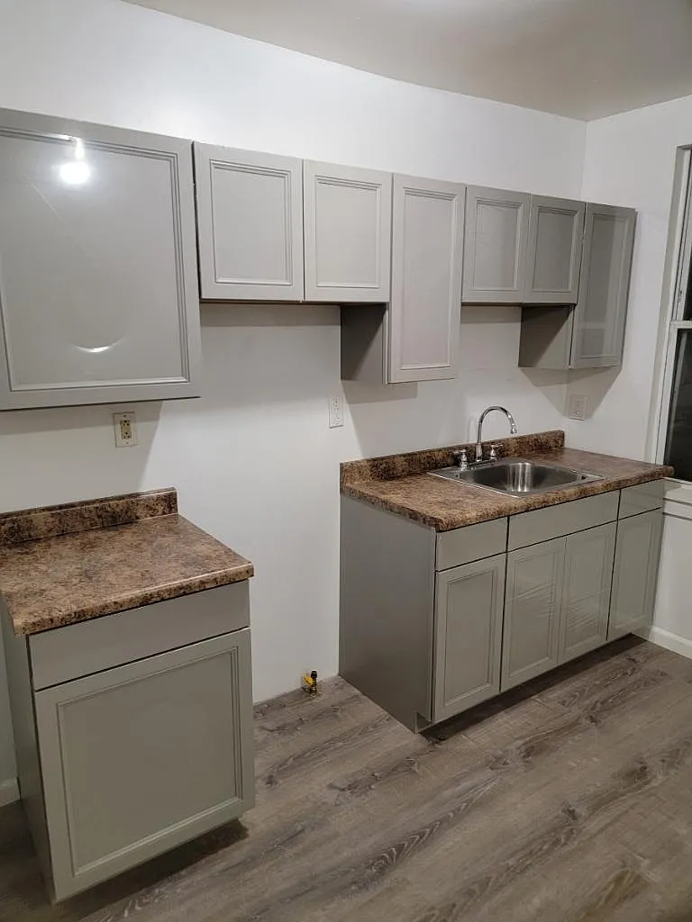 4 bed, 1674 sqft, $2,200 — Photo 2