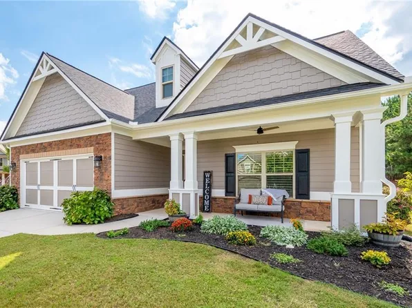 40 Fieldstone Ln, Dallas, GA 30132