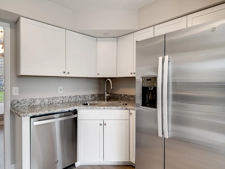 344 N Birchwood Dr — Photo 22