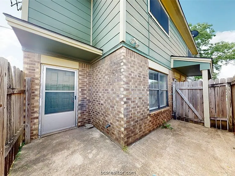 2807 Longmire Dr #B — Photo 20