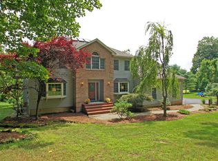 20 Green Farm Rd, Andover, NJ 07821