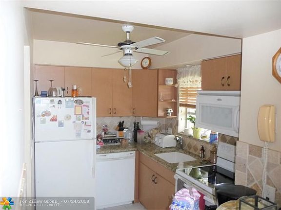 2nd image of 298 SE 6th Ave APT 21