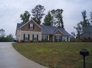1005 Vinings Ln, Winder, GA 30680