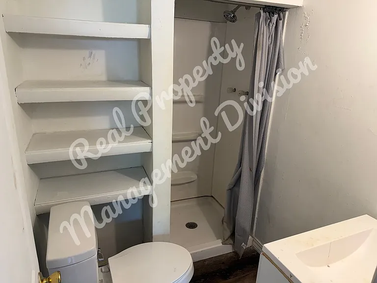 516 W Highland Ave — Photo 6