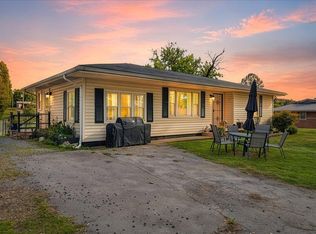 350 Stephens Rd, Greenback, TN 37742