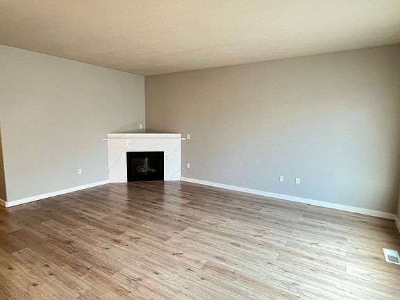 2nd image of 431 Twin Flower Dr S