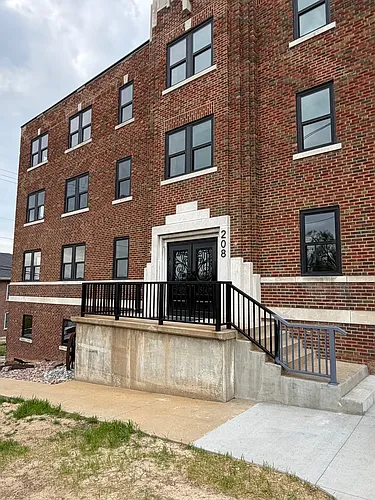 208 Marshall St Photo 1