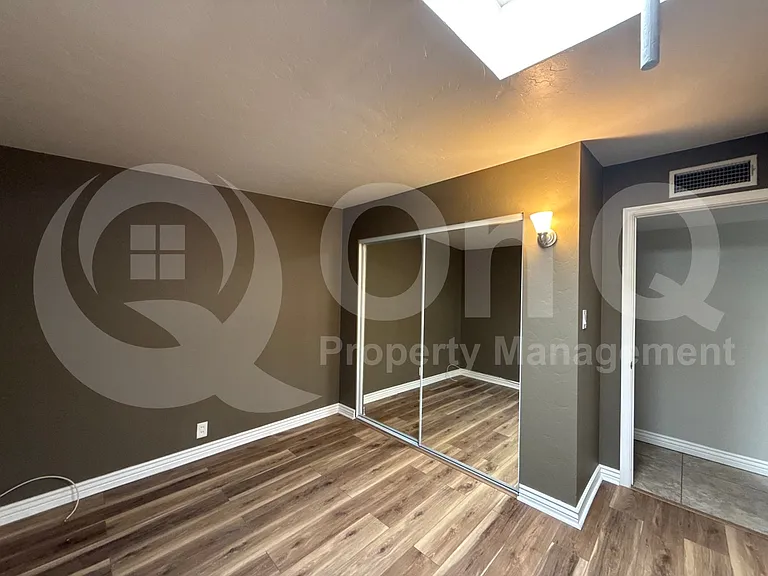 7408 E 29th St — Photo 34