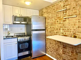 Rented by Best Apartments North Inc