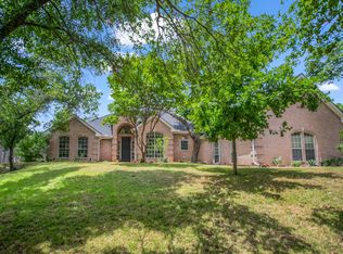 148 Saddle Brook Dr, Hudson Oaks, TX 76087