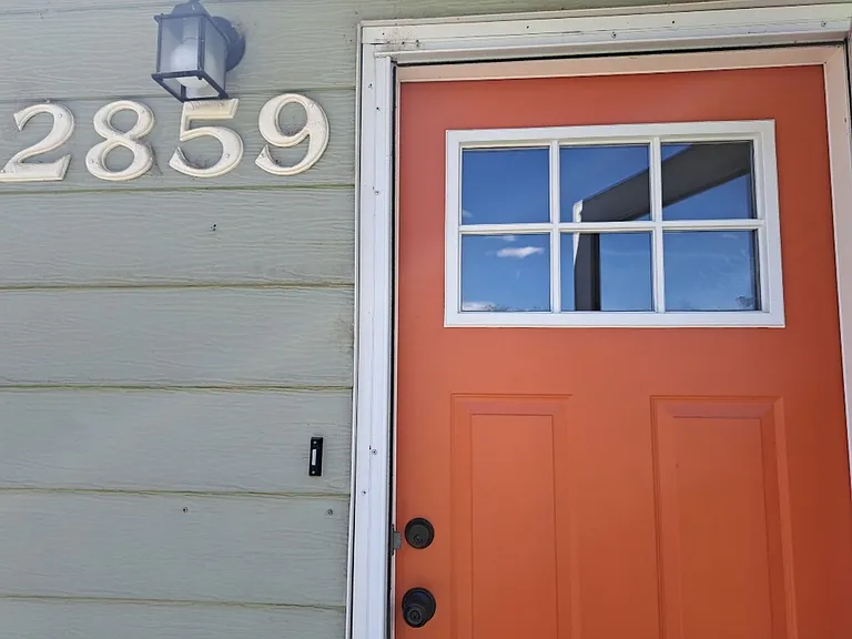 2859 Hill Ave — Photo 2
