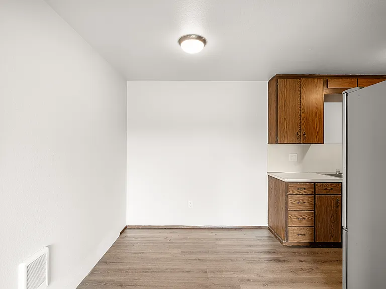 1111 W Market St #4 — Photo 6