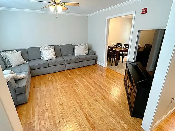 1535 Commercial St #7, Weymouth, MA 02189