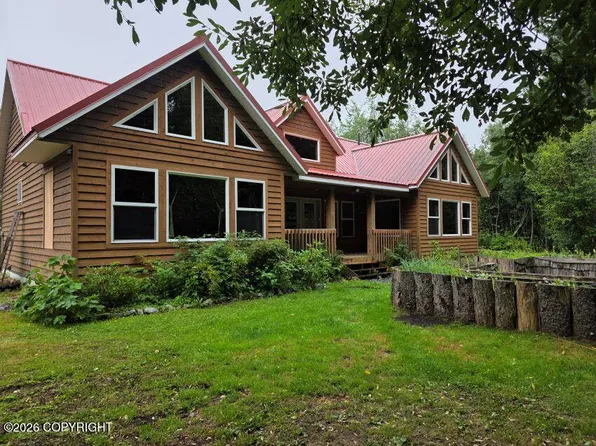 561 Faa Rd, Haines, AK 99827