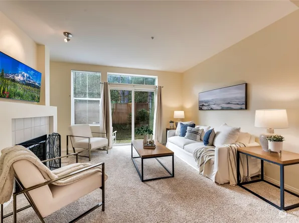 2202 Newport Way NW #20, Issaquah, WA 98027