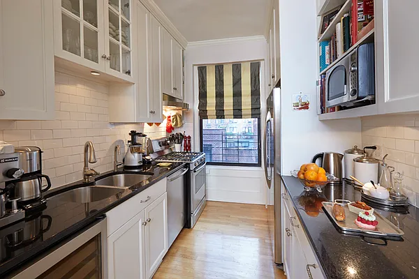 Sold by Brown Harris Stevens | media 37