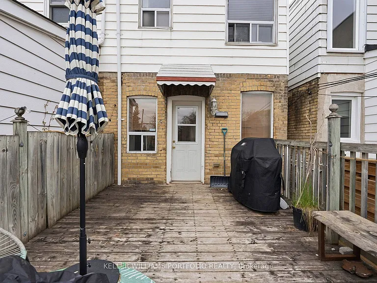 15 Myrtle Ave — Photo 31