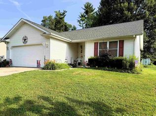 343 E Cardinal Glen Dr, Bloomington, IN 47401