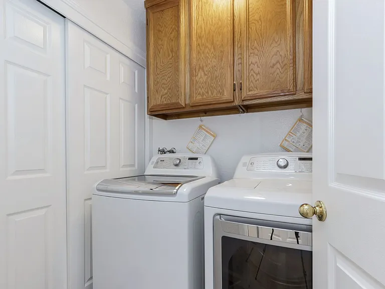 432 Portofino Dr #403 — Photo 23