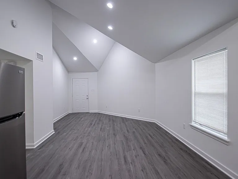23 Towne Park Court — Photo 7