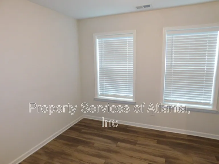 139 Pacer Pl — Photo 5