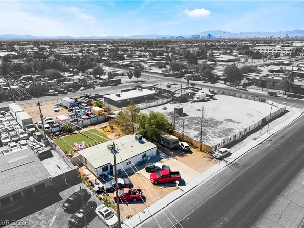 5351 E Lake Mead Blvd, Las Vegas, NV 89156