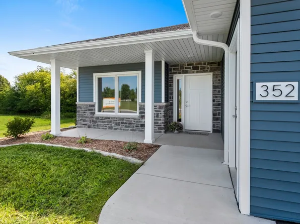 352 Division St, Luxemburg, WI 54217