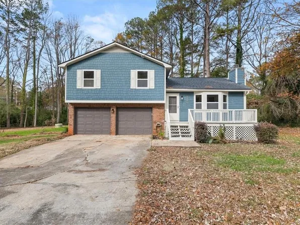 5160 Sheppard Ct, Stone Mountain, GA 30083