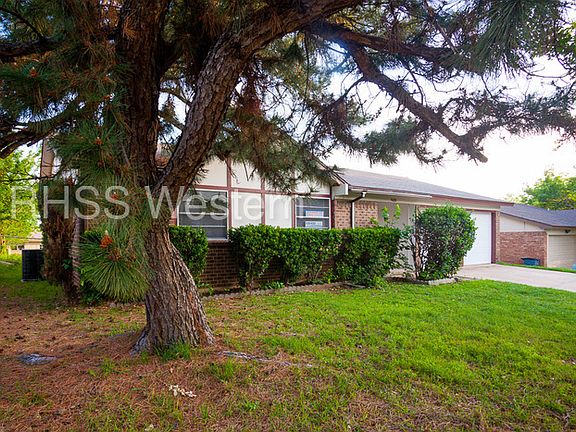 2nd image of 5620 Macaskill Dr