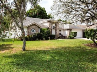 2305 Marseille Ct, Valrico, FL 33596