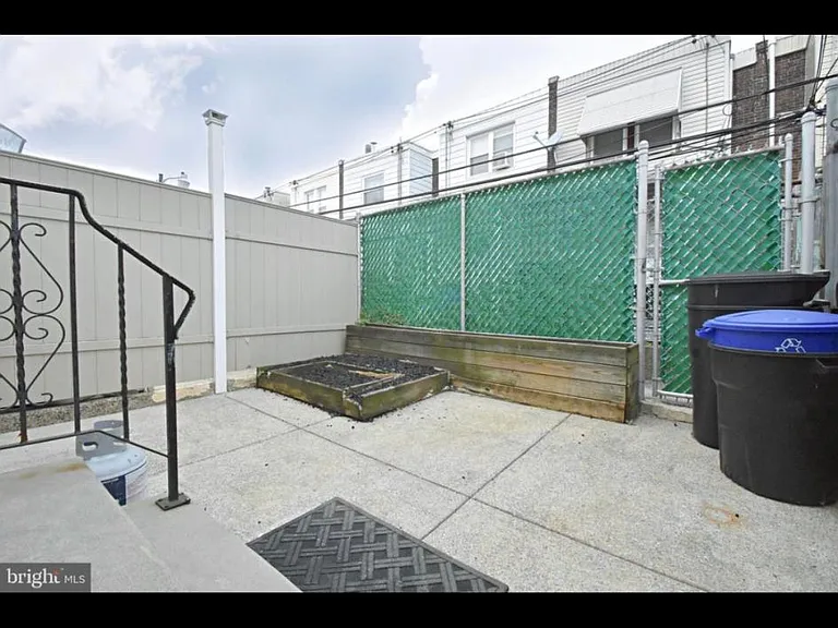 3430 Almond St — Photo 4