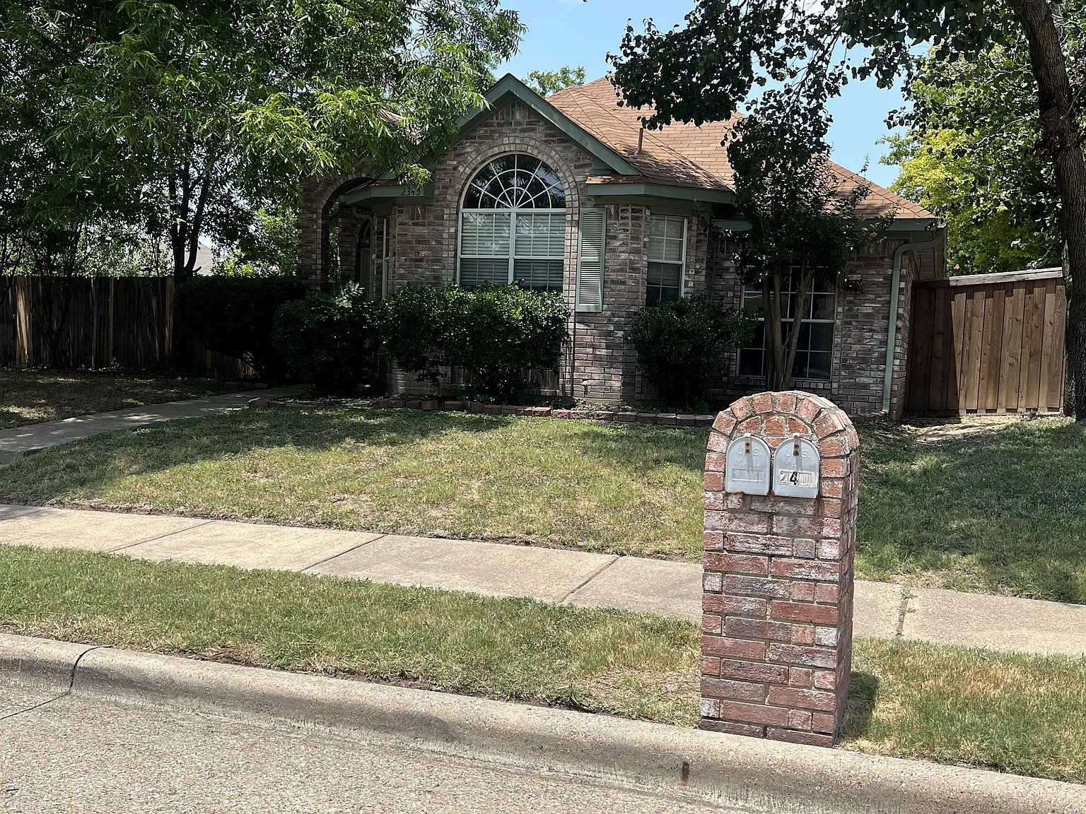 2345 Browning Dr - 1 — Photo 2