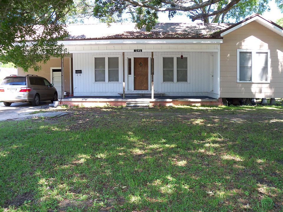 1st image of 646 E Academy Ave