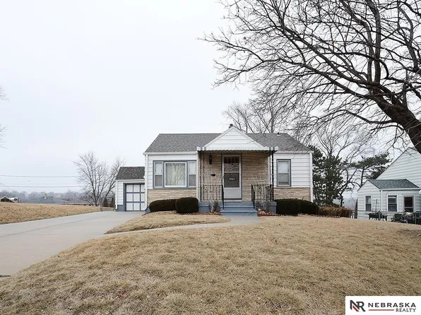 4060 F St, Omaha, NE 68107