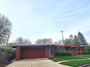 2316 Gysin Ct, Bay City, MI 48708