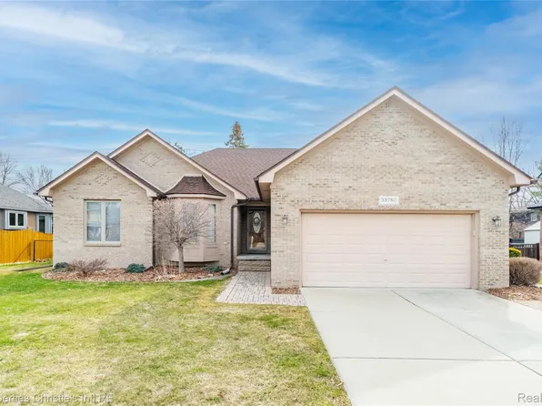 39780 Southpointe Ave, Harrison Township, MI 48045