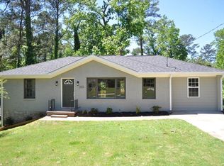 2111 Wildrose Dr, Decatur, GA 30032